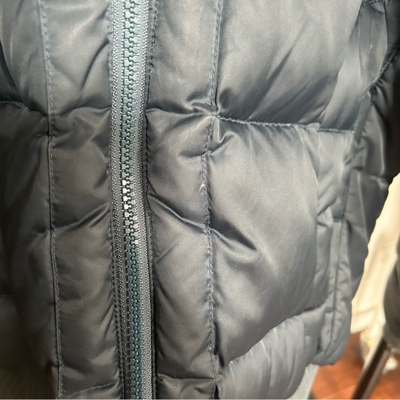 Northface 550 Puffer Ski Jacket in Navy Blue - Picture 7 of 16